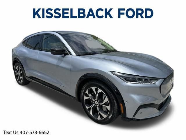 Certified 2022 Ford Mustang Mach-E Premium RWD image 7