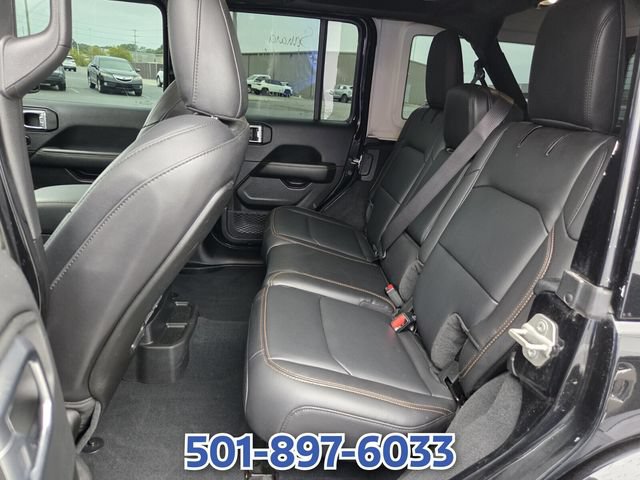 Used 2024 Jeep Wrangler Unlimited Sahara AWD/4WD image 7
