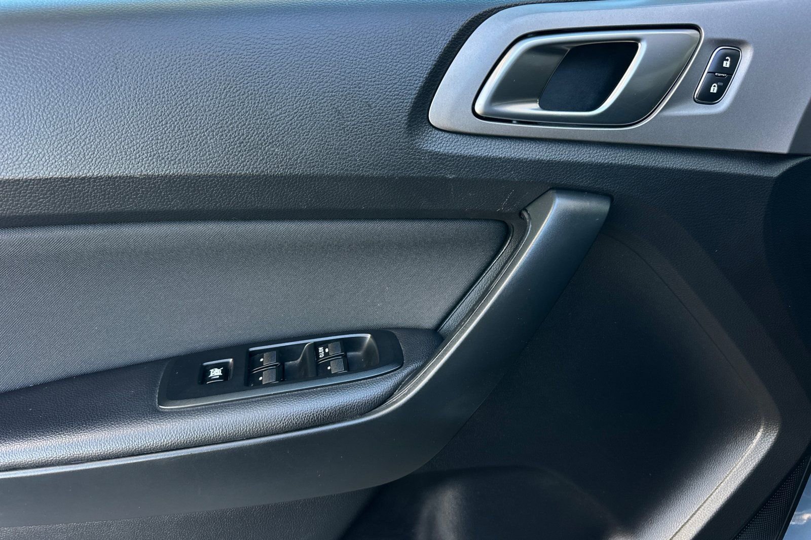 Certified 2023 Ford Ranger XLT w/ Equipment Group 302A High image 10