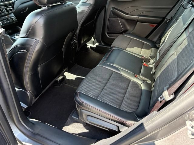 Certified 2024 Ford Escape ST-Line w/ Tech Pack #1 AWD/4WD image 32