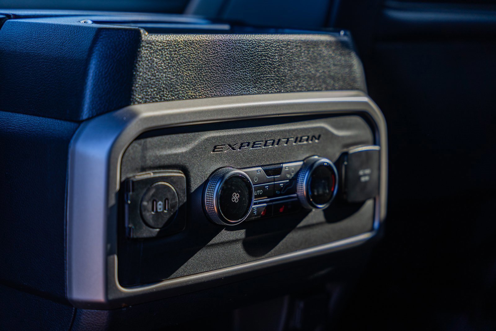 Certified 2024 Ford Expedition Max Limited image 22