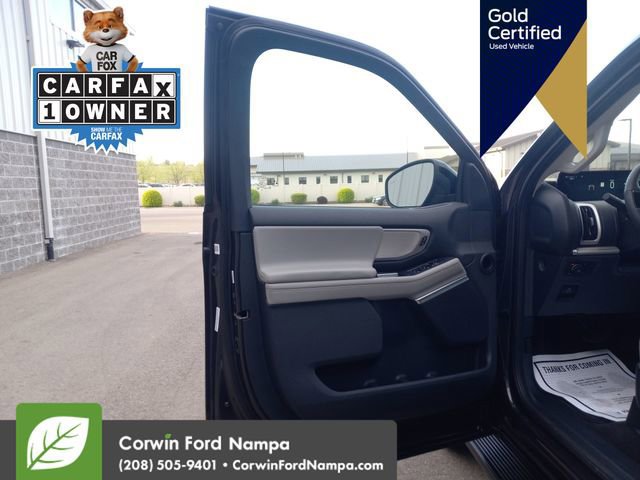 Certified 2025 Ford Expedition Active image 12