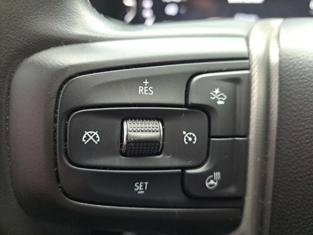 Used 2023 GMC Yukon Denali image 15