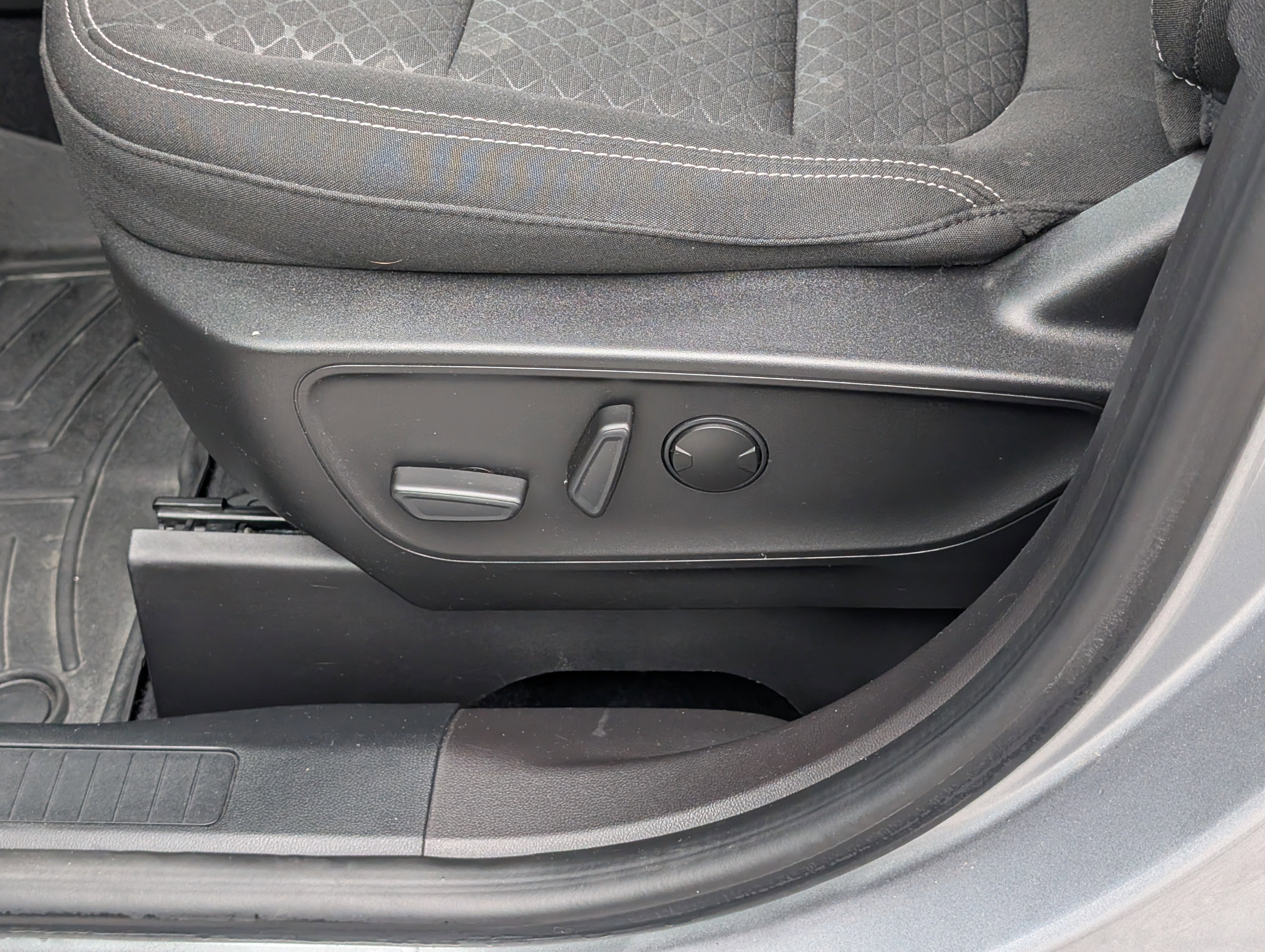 Certified 2023 Ford Escape Active image 21