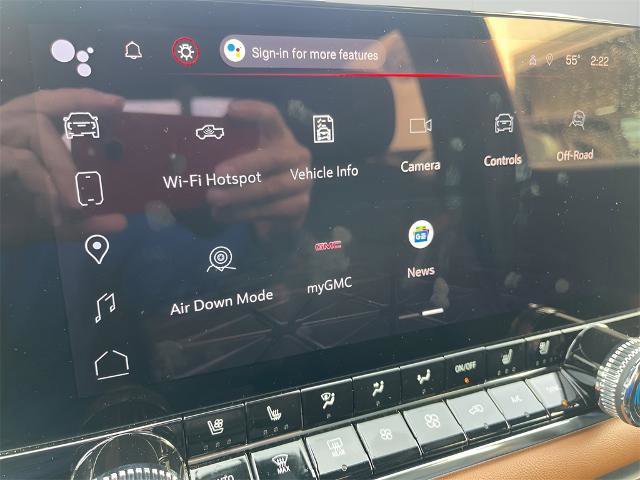 Used 2023 GMC Canyon AT4 w/ AT4 Premium Package image 29