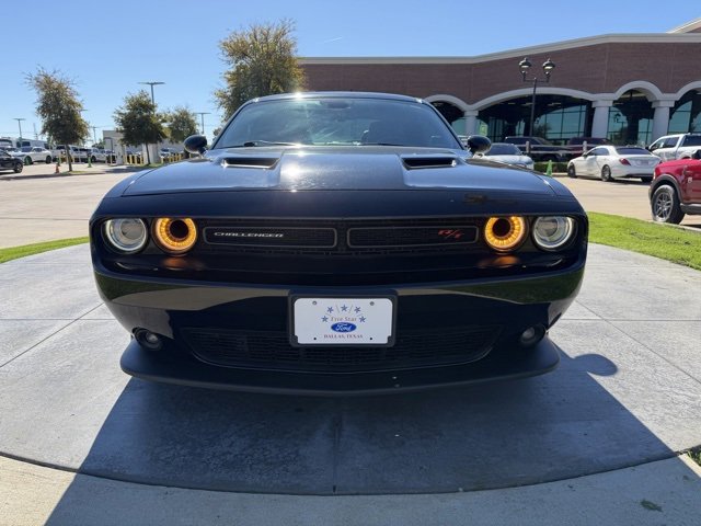Used 2018 Dodge Challenger R/T Scat Pack w/ Leather Interior Group image 2