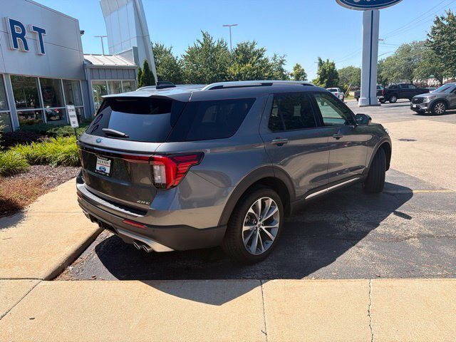 Certified 2025 Ford Explorer Platinum w/ Ultimate Package AWD/4WD image 7