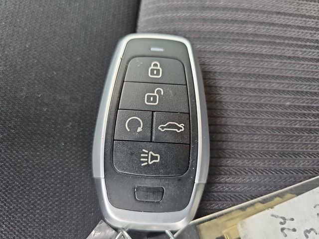 Used 2024 Nissan Sentra SV w/ All-Weather Package FWD image 33