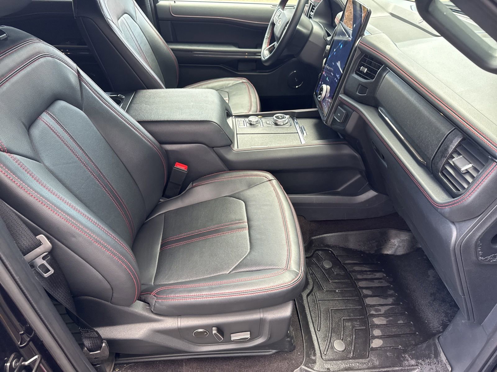 Certified 2023 Ford Expedition Limited image 38