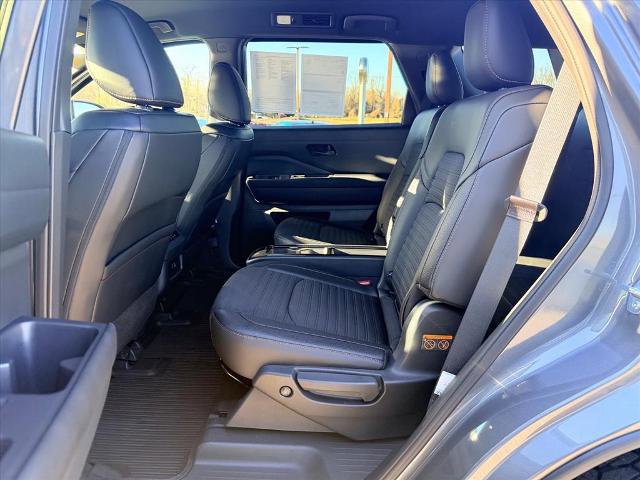 Used 2025 Nissan Pathfinder Rock Creek image 35
