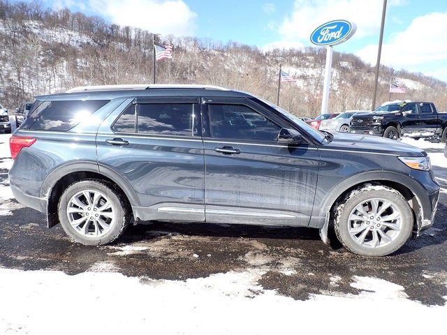 Certified 2022 Ford Explorer Limited w/ Equipment Group 301A image 6