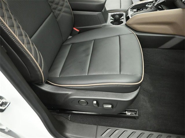 Used 2023 GMC Canyon Denali image 49