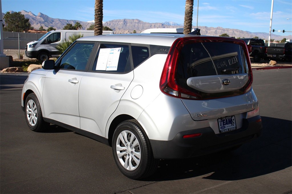 Used 2020 Kia Soul LX image 5