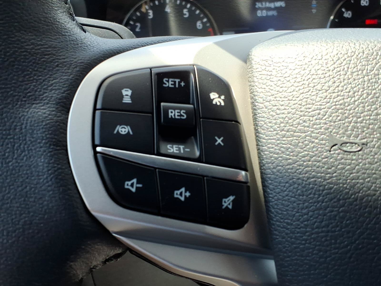 Certified 2023 Ford Explorer Limited w/ Limited Technology Package AWD/4WD image 24