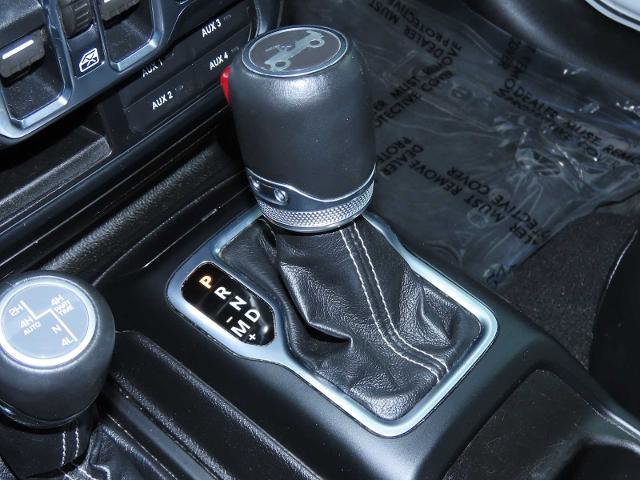 Used 2019 Jeep Wrangler Unlimited Sahara w/ Quick Order Package 24M Moab image 34