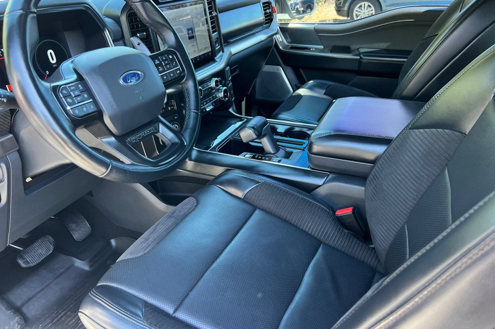 Certified 2023 Ford F150 Raptor w/ Raptor 37 Performance Package AWD/4WD image 11