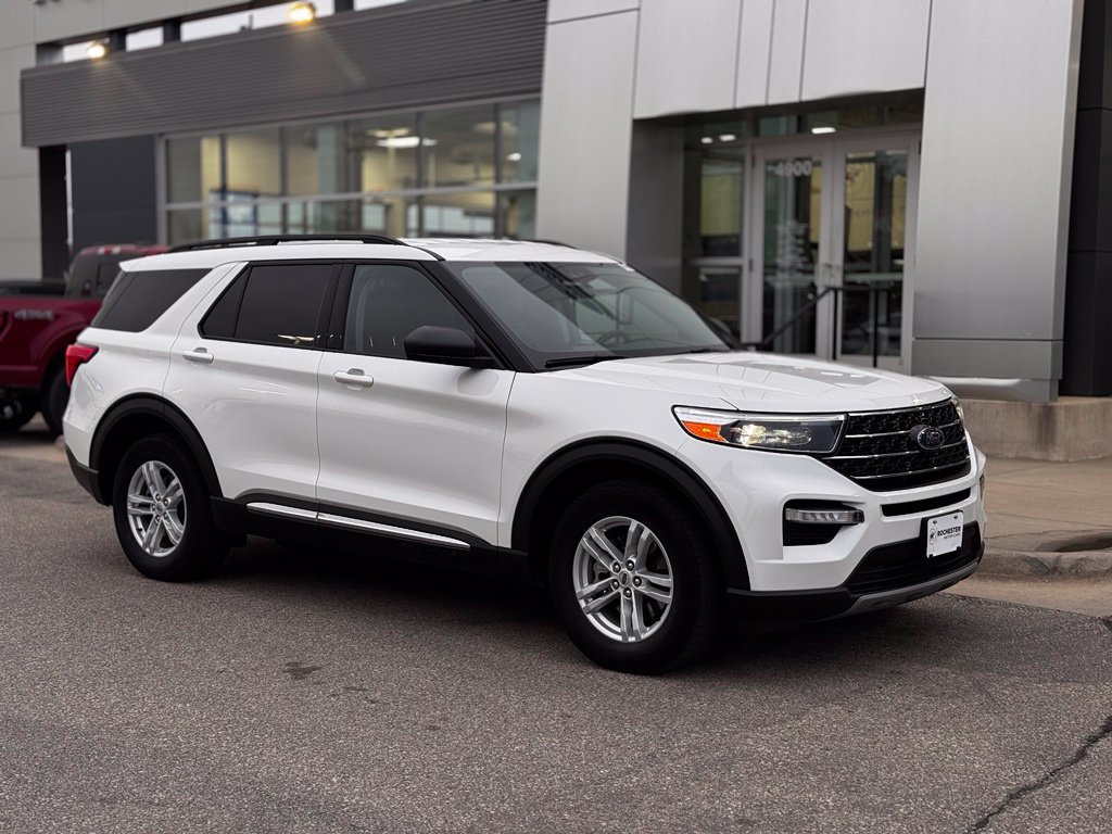 Certified 2021 Ford Explorer XLT w/ Equipment Group 202A AWD/4WD image 48