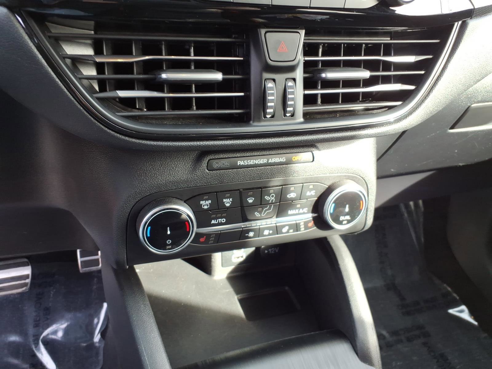 Certified 2024 Ford Escape ST-Line w/ Cold Weather Package image 19