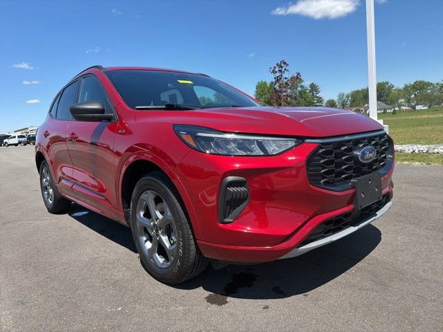 Certified 2024 Ford Escape ST-Line AWD/4WD image 1