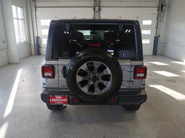 Used 2019 Jeep Wrangler Unlimited Sahara image 4