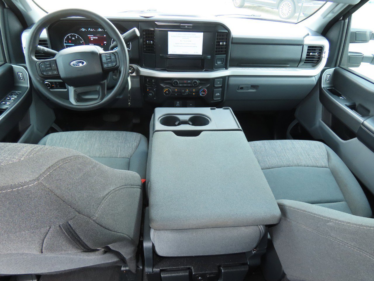 Certified 2025 Ford F250 XLT AWD/4WD image 23