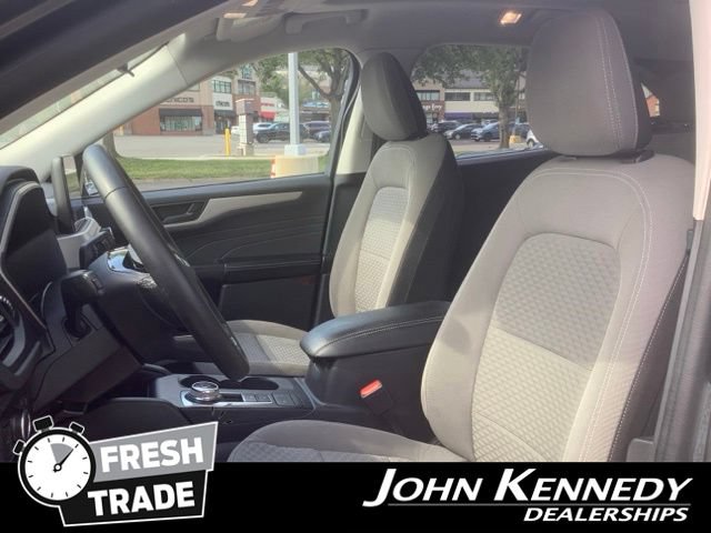 Certified 2022 Ford Escape SE w/ SE Sport Appearance Package AWD/4WD image 11