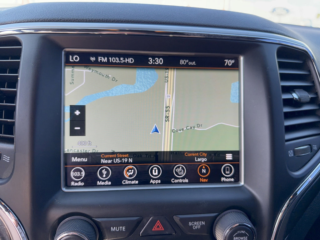 Used 2018 Jeep Grand Cherokee Altitude image 19