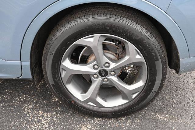 Certified 2023 Ford Escape ST-Line w/ Tech Pack #1 FWD image 16