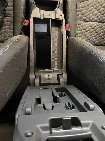 Used 2021 Chevrolet Equinox LT image 38