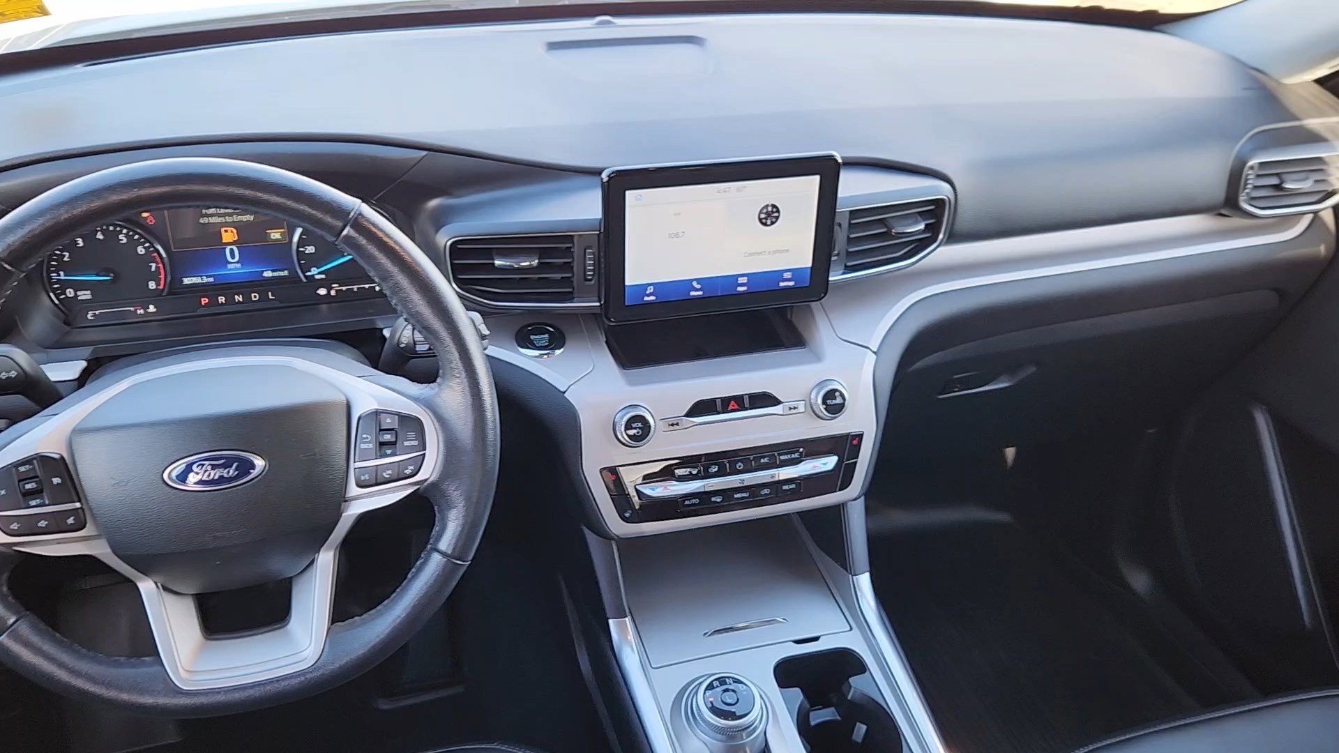 Certified 2023 Ford Explorer XLT w/ Equipment Group 202A image 17