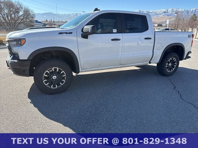 Used 2023 Chevrolet Silverado 1500 ZR2 w/ Technology Package AWD/4WD image 2