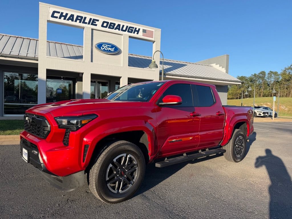 Used 2025 Toyota Tacoma TRD Sport AWD/4WD image 1