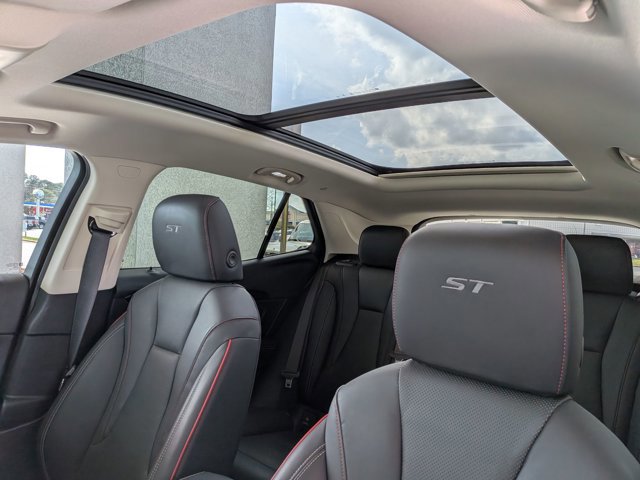 Used 2023 Buick Envision Essence w/ Technology Package I image 26