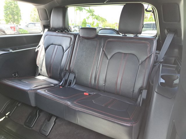 Certified 2023 Ford Expedition Limited image 15