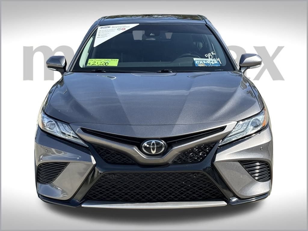 Used 2018 Toyota Camry XSE image 14