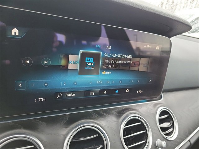 Used 2022 Mercedes-Benz E 450 4MATIC Sedan image 16