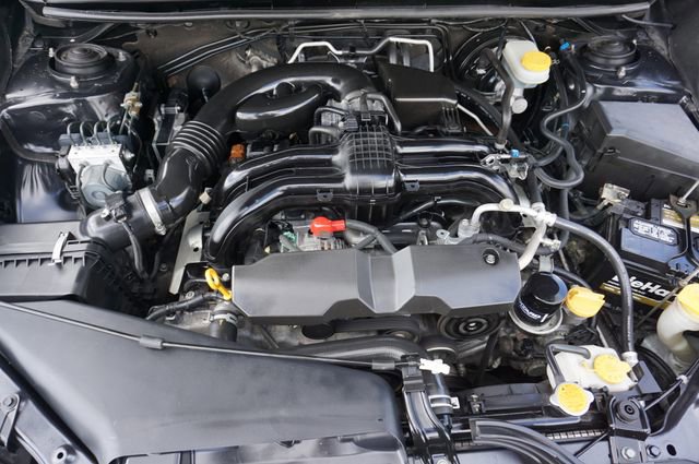 Used 2017 Subaru Crosstrek 2.0i Limited image 16