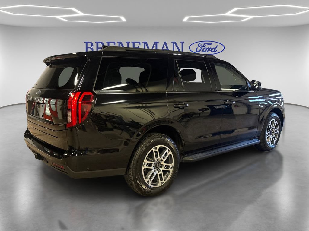 Certified 2025 Ford Expedition Active AWD/4WD image 6