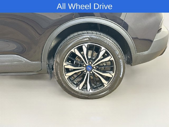 Certified 2022 Ford Escape SE w/ SE Sport Appearance Package AWD/4WD image 6