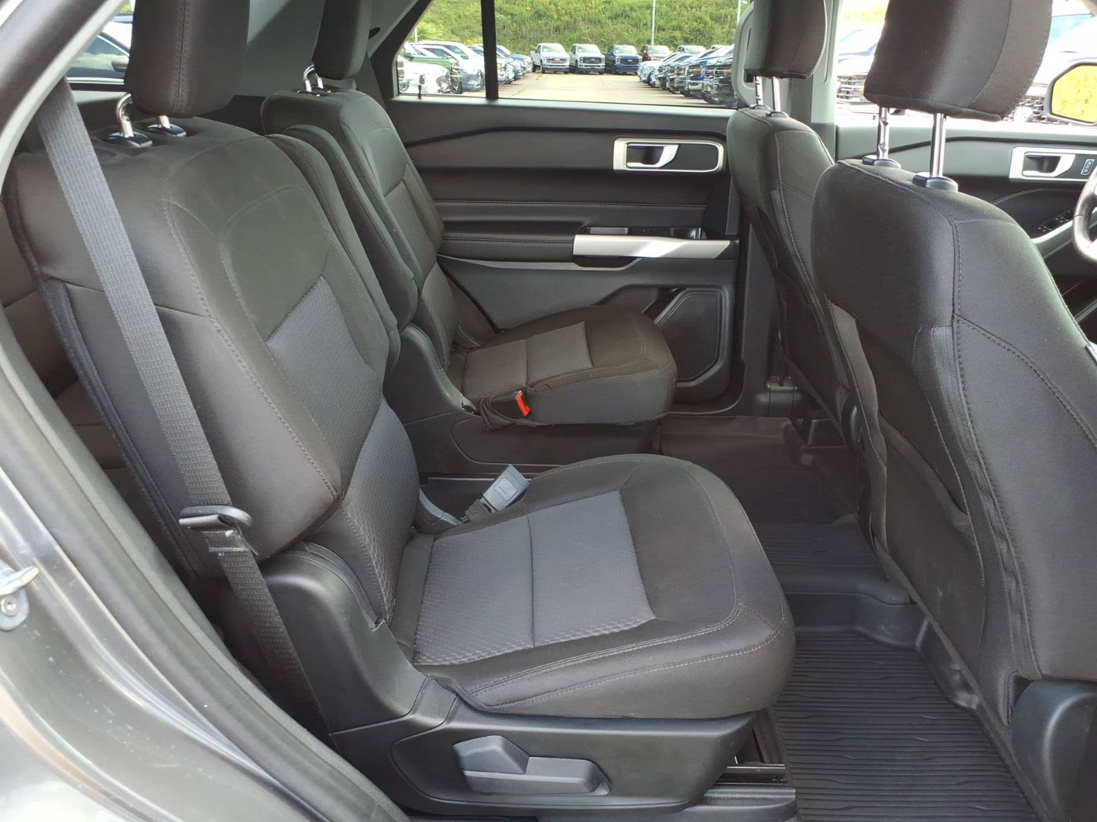 Certified 2023 Ford Explorer XLT AWD/4WD image 9