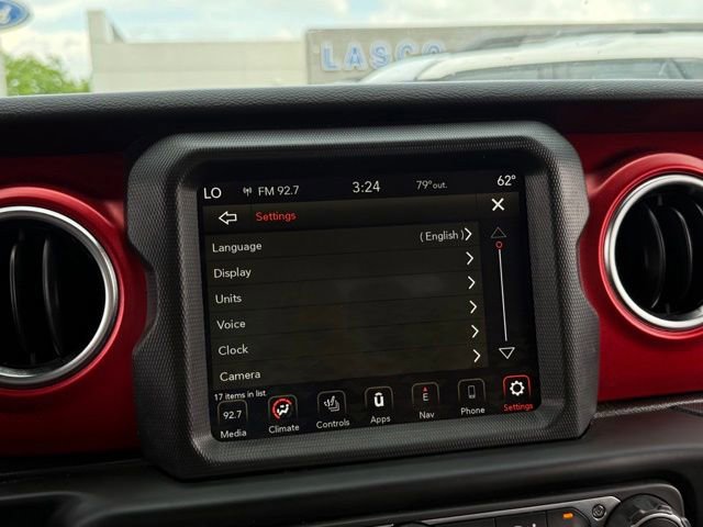 Used 2022 Jeep Gladiator Rubicon w/ LED Lighting Group AWD/4WD image 24