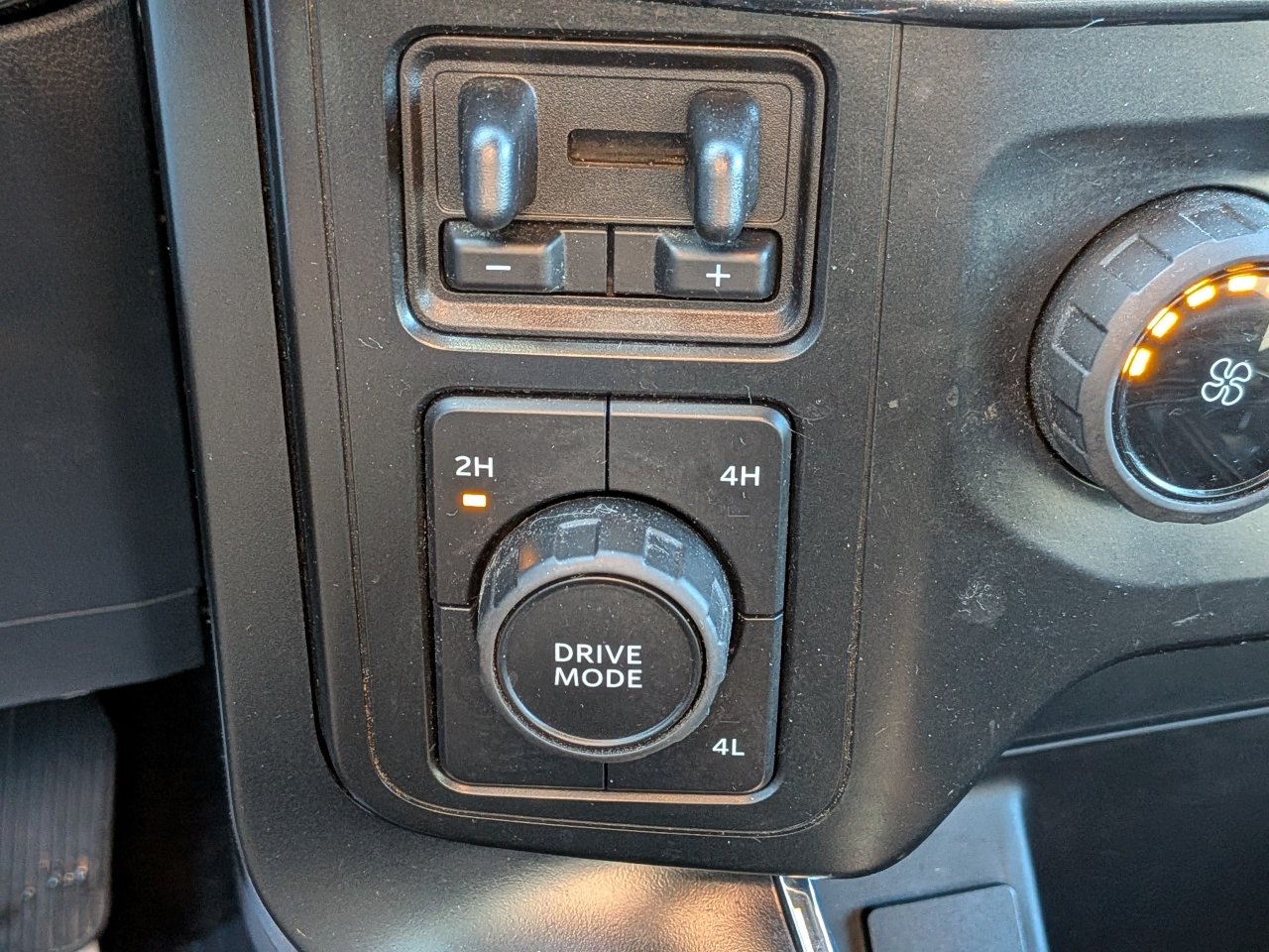 Certified 2022 Ford F150 XL w/ STX Appearance Package AWD/4WD image 23