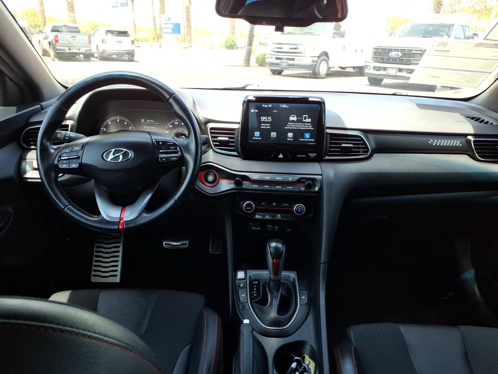 Used 2019 Hyundai Veloster Turbo FWD image 18