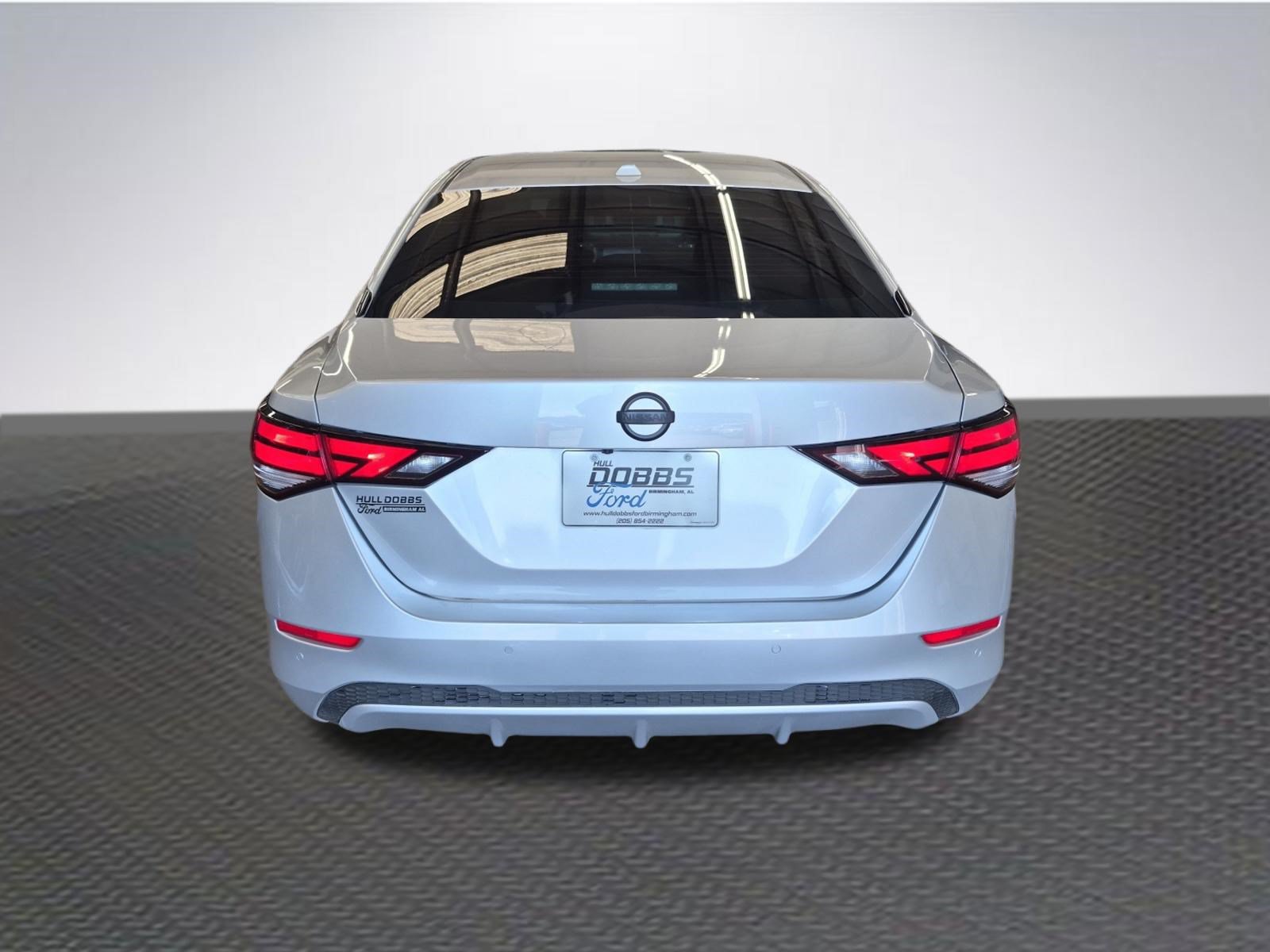 Used 2022 Nissan Sentra SV w/ All-Weather Package FWD image 6