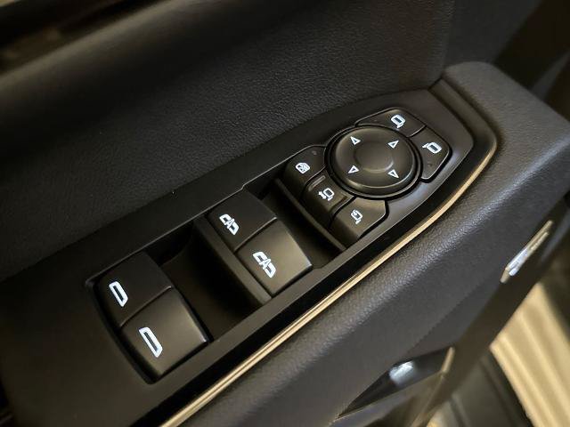 Used 2026 GMC Sierra 2500 AT4 w/ AT4 Premium Plus Package AWD/4WD image 18