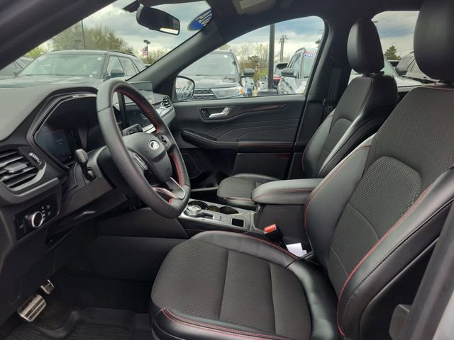Certified 2024 Ford Escape ST-Line w/ Tech Pack #1 AWD/4WD image 14