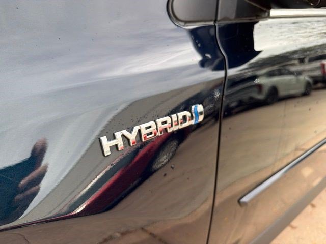 Used 2017 Toyota RAV4 SE AWD/4WD image 13