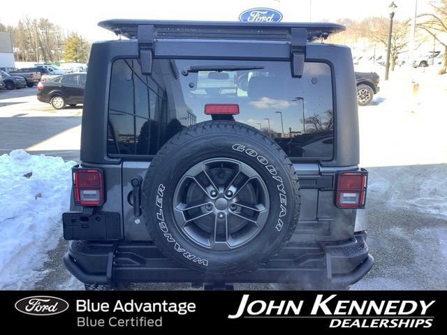 Used 2018 Jeep Wrangler Unlimited Sport image 3