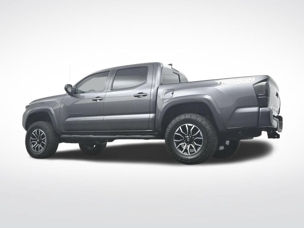 Used 2022 Toyota Tacoma TRD Sport w/ Technology Package AWD/4WD image 38