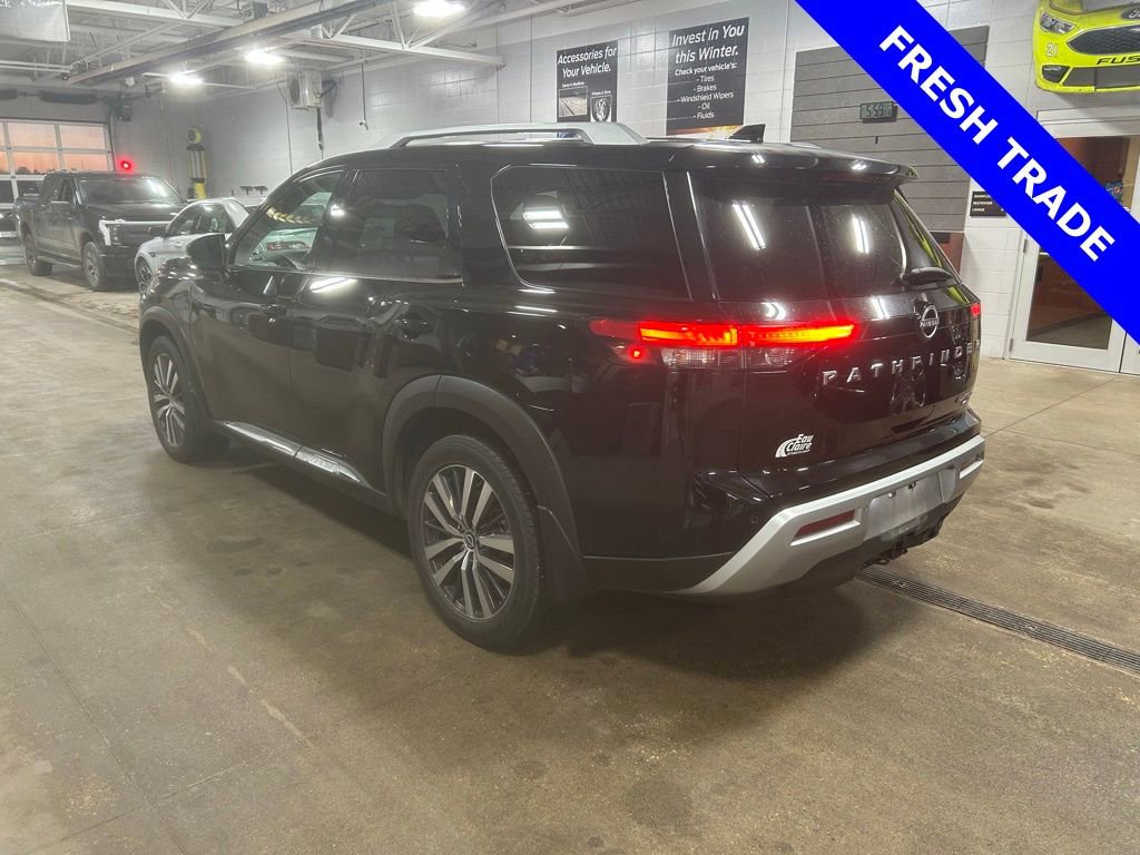 Used 2022 Nissan Pathfinder Platinum w/ Cargo Package image 3